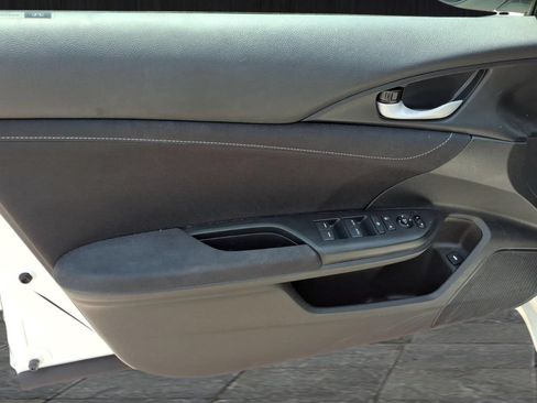 Used 2019 Honda Insight EX image 15