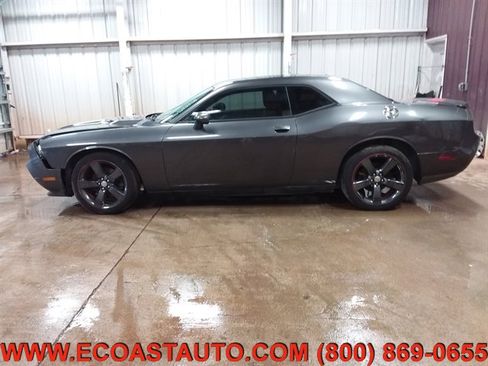 Used 2014 Dodge Challenger Rallye Redline image 6