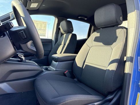 New 2026 GMC Canyon Elevation w/ Convenience Package image 13