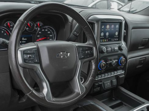 Used 2020 Chevrolet Silverado 1500 LT Trail Boss AWD/4WD image 10