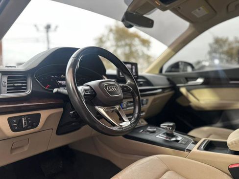 Used 2019 Audi Q5 2.0T Premium AWD/4WD image 28