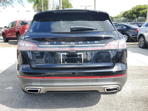 Certified 2022 Lincoln Nautilus FWD w/ Premium Package image 5