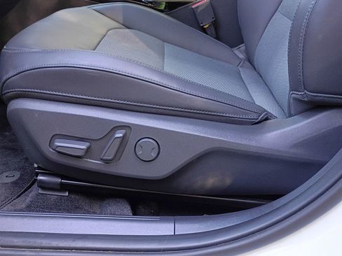 Used 2024 Kia Niro Wind w/ Wind Preserve Package FWD image 14