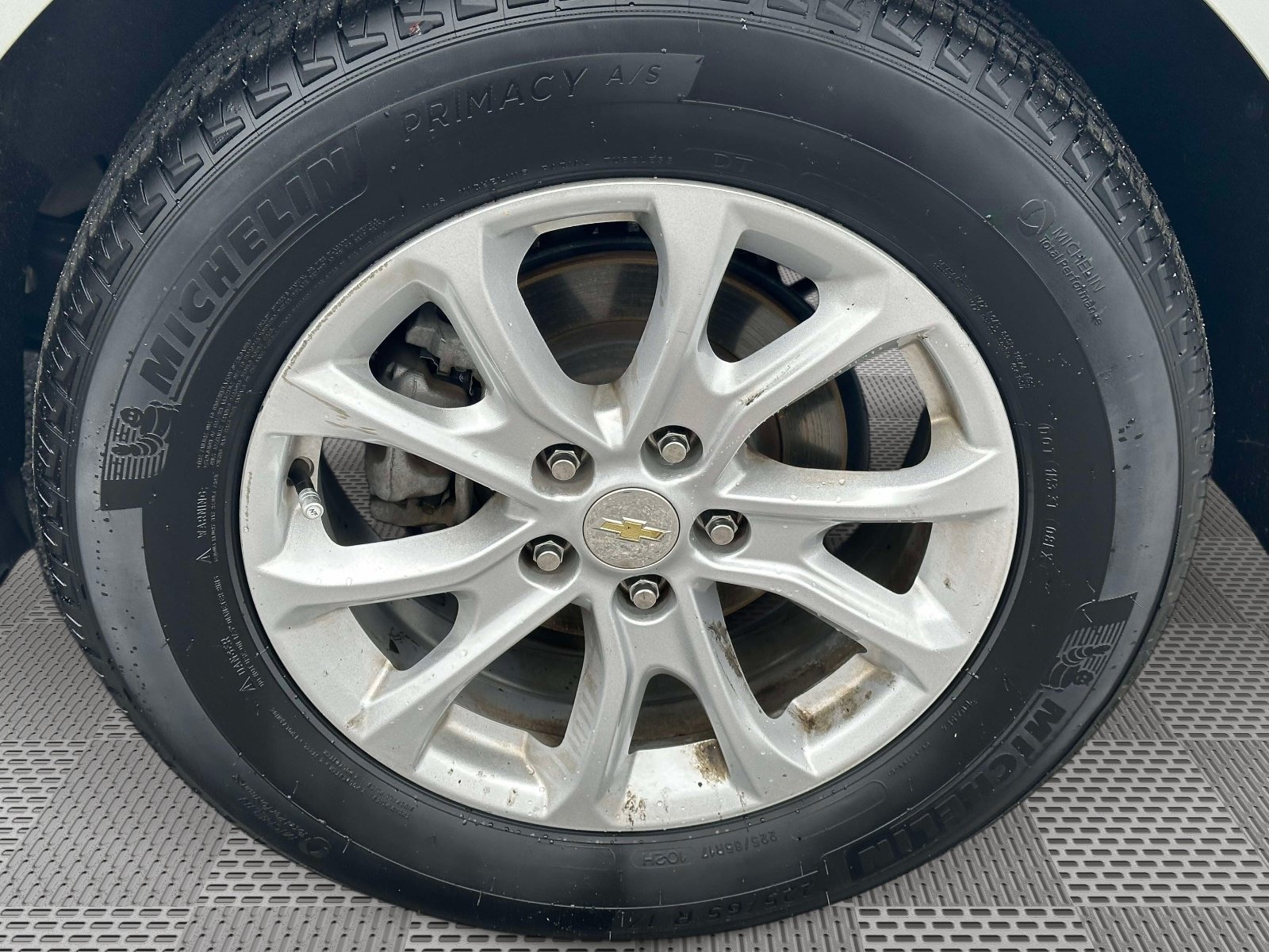 Used 2020 Chevrolet Equinox LS w/ LS Convenience Package AWD/4WD image 33