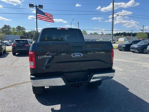 Used 2017 Ford F150 XLT image 5