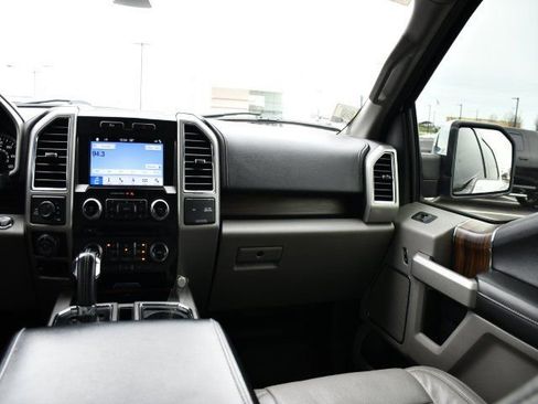 Used 2017 Ford F150 Lariat w/ Equipment Group 502A Luxury image 24