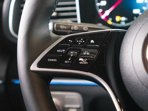 New 2026 Mercedes-Benz GLE 450 4MATIC image 17