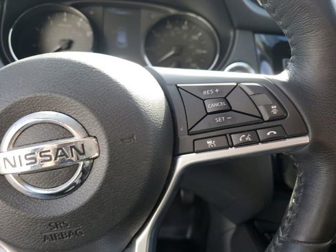 Used 2018 Nissan Rogue Sport SL w/ SL Premium Package image 20