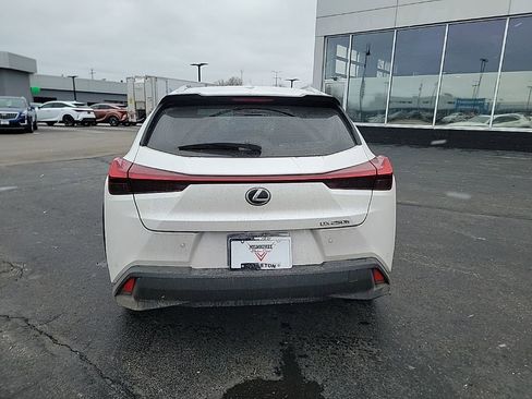 Used 2020 Lexus UX 250h w/ Premium Package image 4