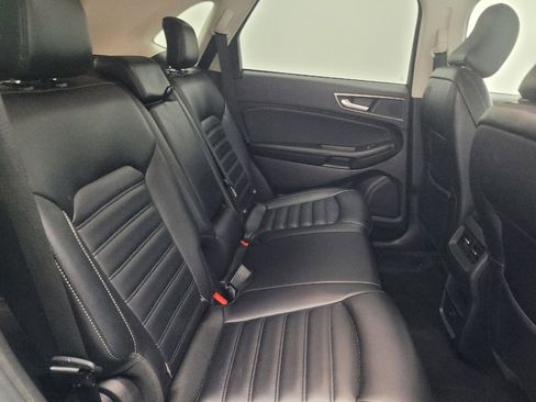 Used 2023 Ford Edge SEL image 19