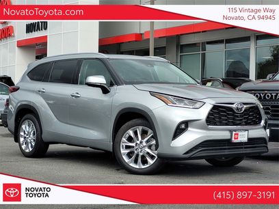 Used 2023 Toyota Highlander Limited