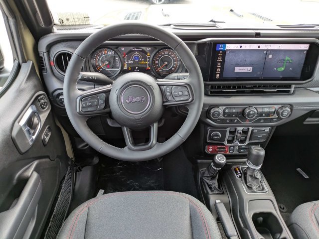 New 2026 Jeep Gladiator Rubicon w/ Steel Power Dome Hood Package AWD/4WD image 16