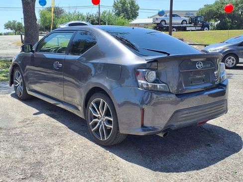 Used 2016 Scion tC image 5