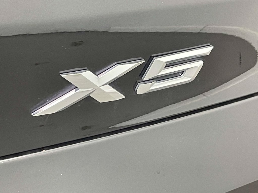 Used 2020 BMW X5 xDrive40i w/ Premium Package AWD/4WD image 11