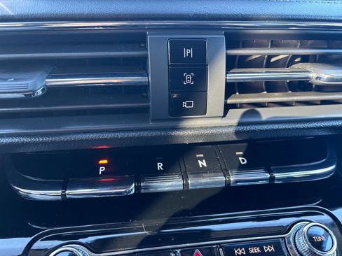 Used 2022 Lincoln Corsair AWD w/ Equipment Group 101A image 28