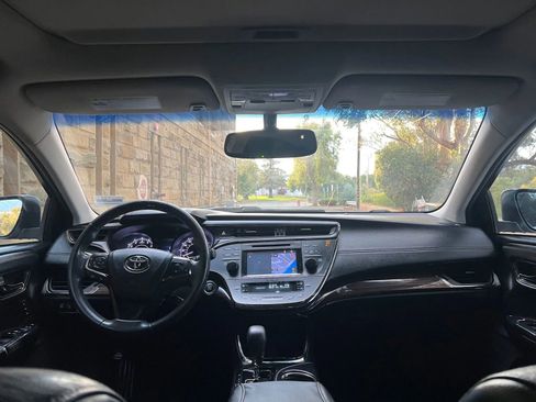 Used 2015 Toyota Avalon XLE Touring image 14