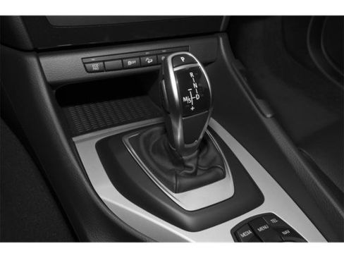Used 2015 BMW X1 sDrive28i RWD image 10