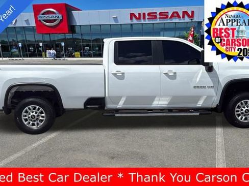 Used 2025 Chevrolet Silverado 2500 LT AWD/4WD image 2