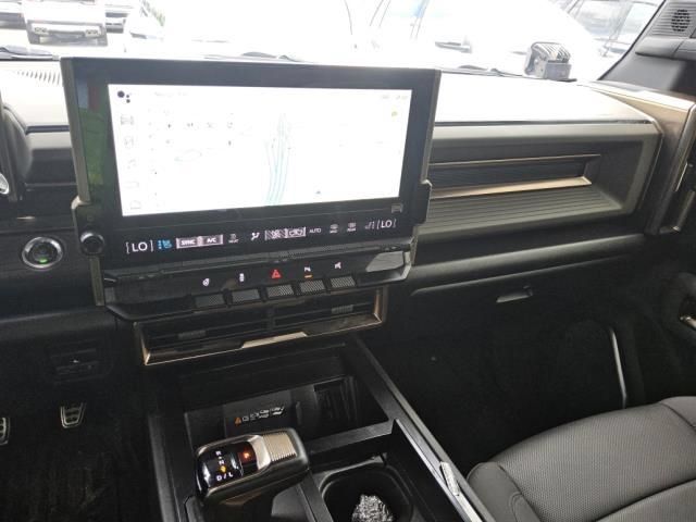 Used 2024 GMC Hummer EV 2X w/ LPO, Illumination Package AWD/4WD image 3