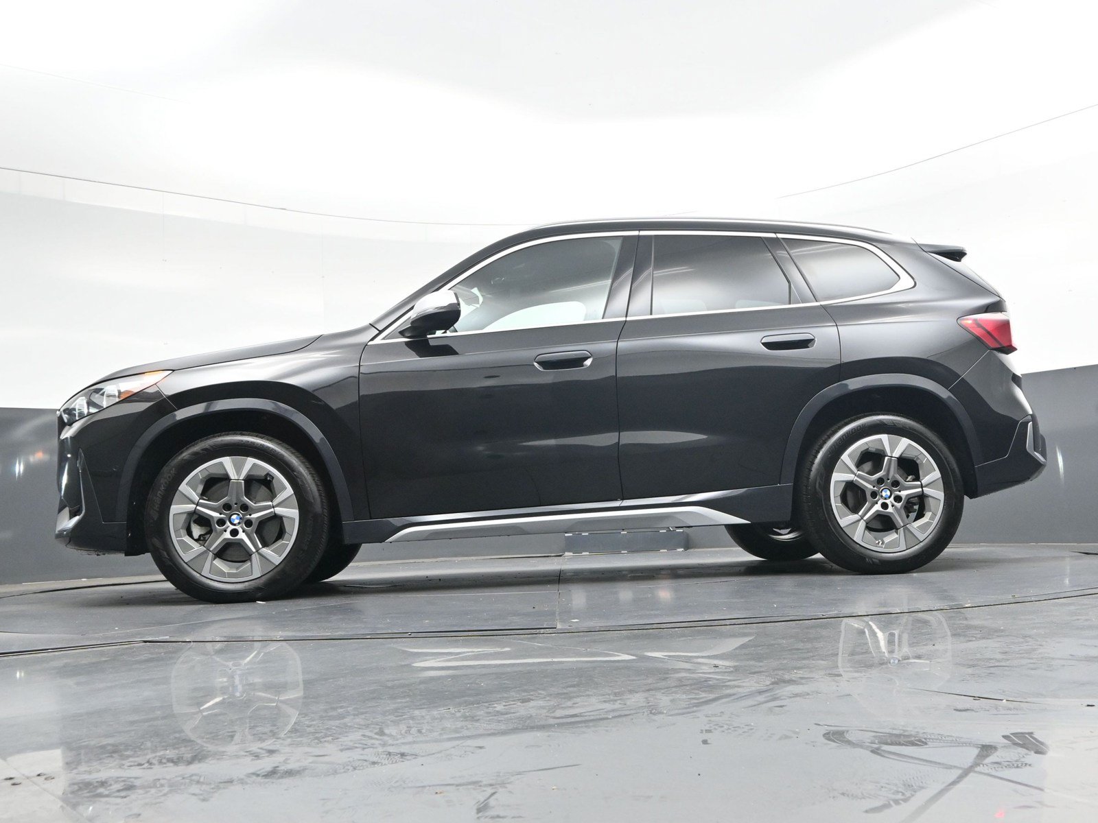 Used 2024 BMW X1 xDrive28i AWD/4WD image 51
