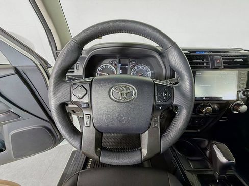 Used 2020 Toyota 4Runner TRD Off-Road Premium w/ Moonroof Package AWD/4WD image 13