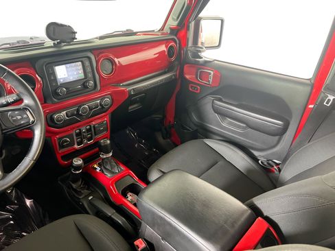 Used 2019 Jeep Wrangler Unlimited Sport S image 21