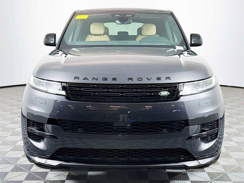 New 2026 Land Rover Range Rover Sport Dynamic SE image 2