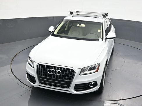Used 2017 Audi Q5 2.0T Premium AWD/4WD image 25