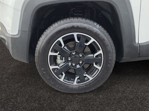 Used 2023 Jeep Renegade Trailhawk image 14