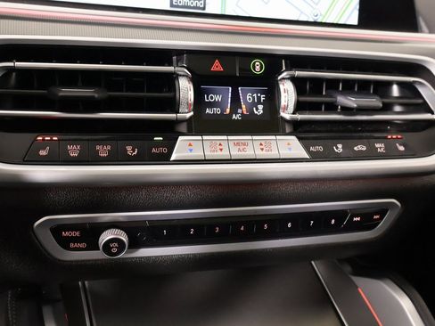 Used 2023 BMW X6 xDrive40i image 9