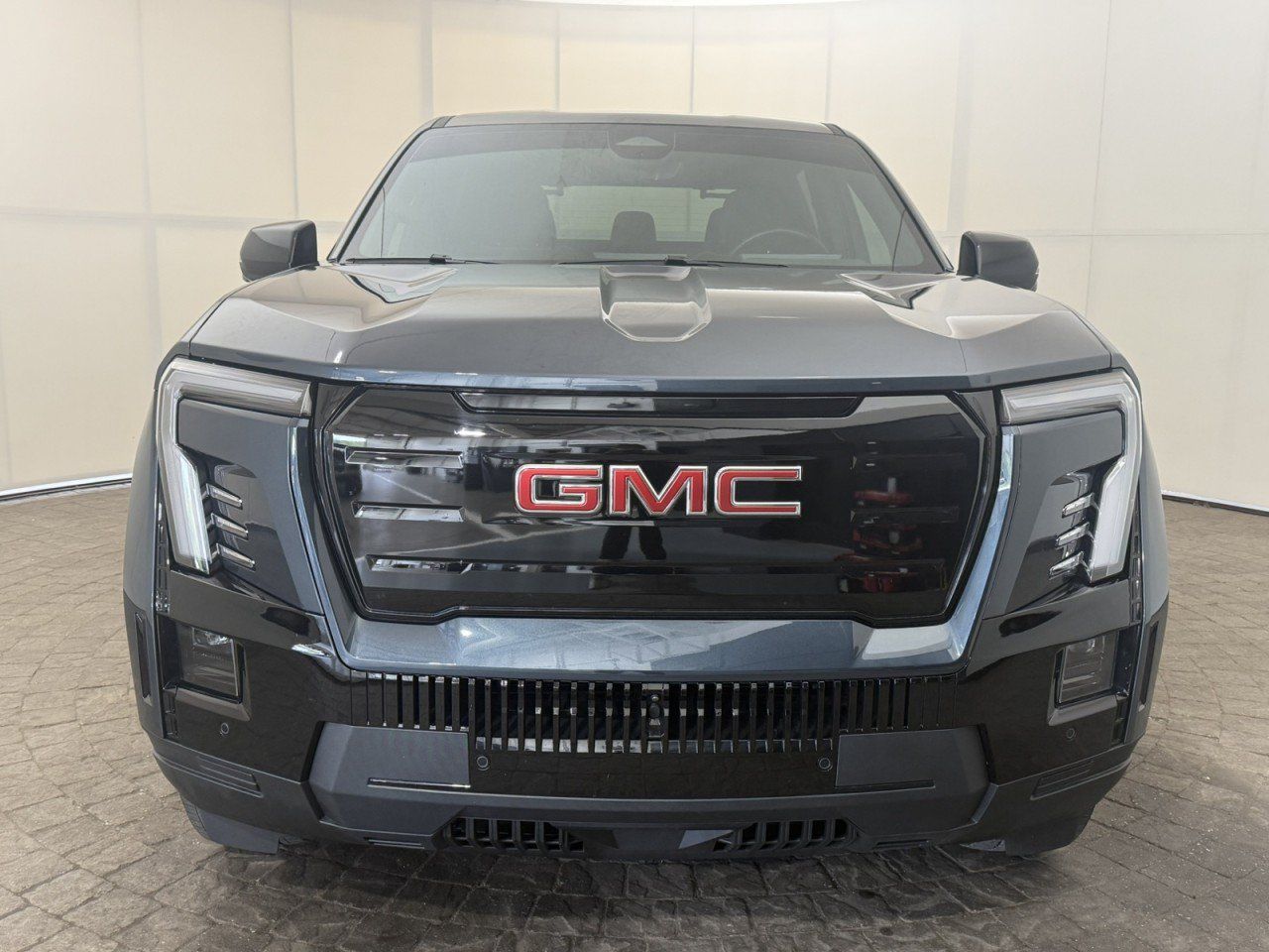 Used 2026 GMC Sierra EV Elevation w/ Premium Package AWD/4WD image 2
