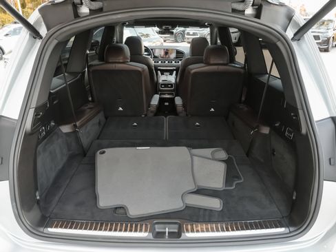 Used 2023 Mercedes-Benz GLS 450 4MATIC image 43