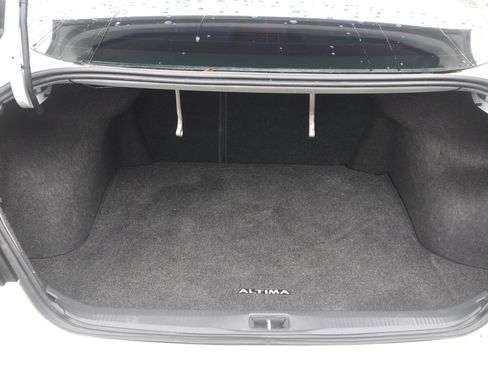 Used 2010 Nissan Altima 2.5 SL w/ SL Pkg image 25