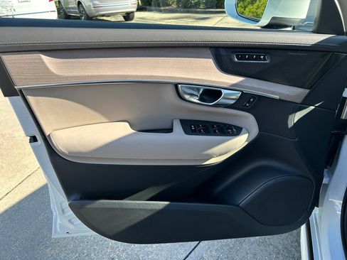 New 2026 Volvo XC90 B6 Plus AWD/4WD image 10