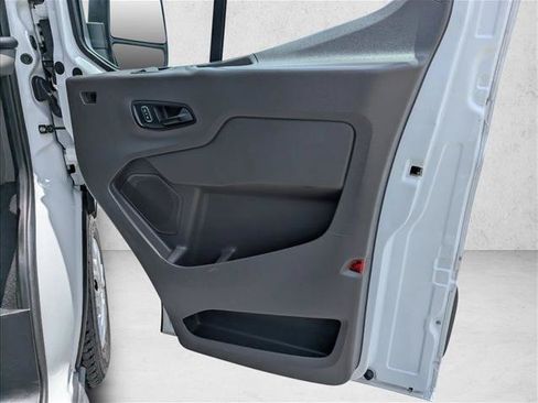 Used 2022 Ford Transit 350 XLT RWD image 22