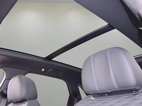 New 2026 Bentley Bentayga Speed AWD/4WD image 31