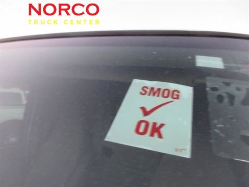 Used 2016 Chevrolet Express 2500 image 9