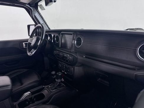 Used 2021 Jeep Wrangler Unlimited Sahara w/ Cold Weather Group image 28