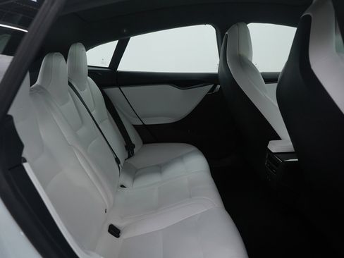 Used 2018 Tesla Model S 75D AWD/4WD image 12