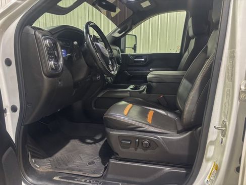 Used 2023 GMC Sierra 2500 AT4 w/ Gooseneck/5TH Wheel Package image 14
