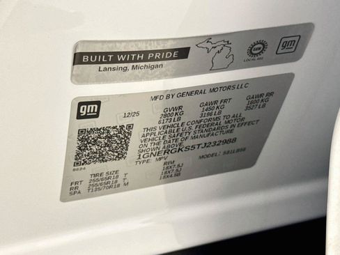 Certified 2026 Chevrolet Traverse LT w/ Driver Confidence Package FWD image 32