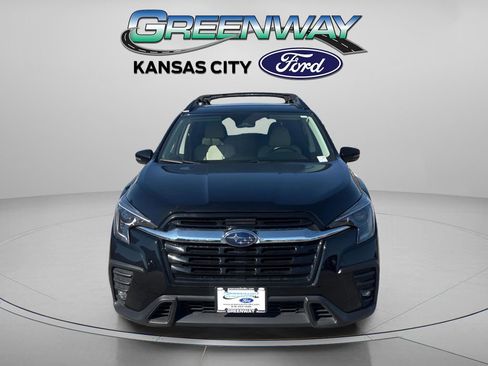 Used 2023 Subaru Ascent Limited AWD/4WD image 2