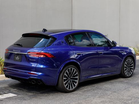 Used 2023 Maserati Grecale Modena AWD/4WD image 5