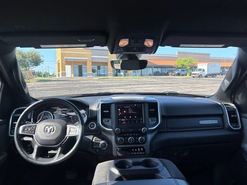 Used 2022 RAM 1500 Big Horn AWD/4WD image 12