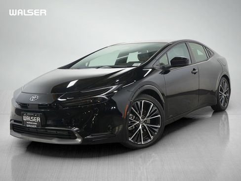 Used 2024 Toyota Prius Limited image 1