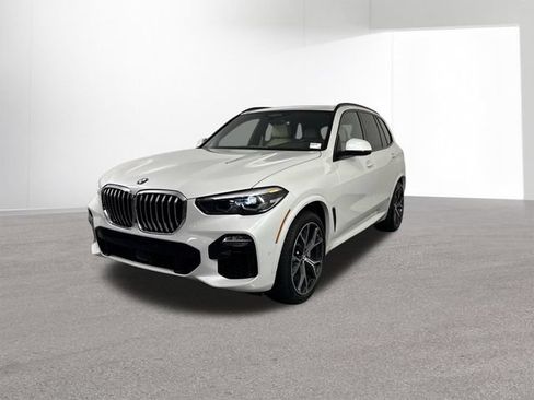 Used 2019 BMW X5 xDrive40i w/ M Sport Package AWD/4WD image 2