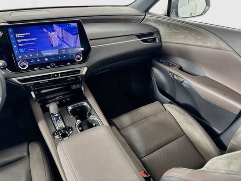 Certified 2023 Lexus RX 350 w/ Cold Area Package AWD/4WD image 25