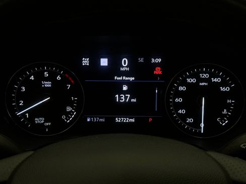 Used 2021 Cadillac XT4 Sport AWD/4WD image 13