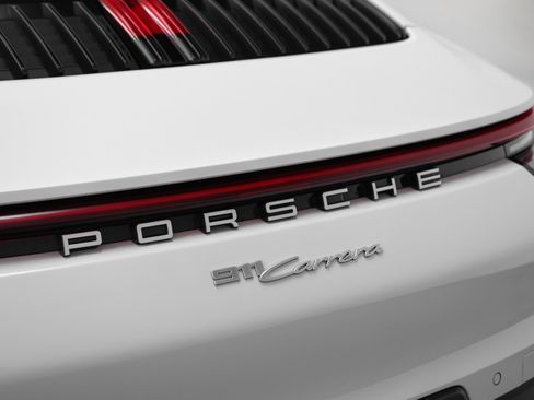 Used 2021 Porsche 911 Carrera image 22