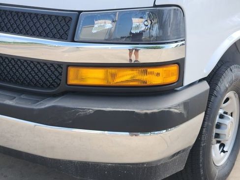 New 2025 Chevrolet Express 3500 w/ Power Convenience Package RWD image 15